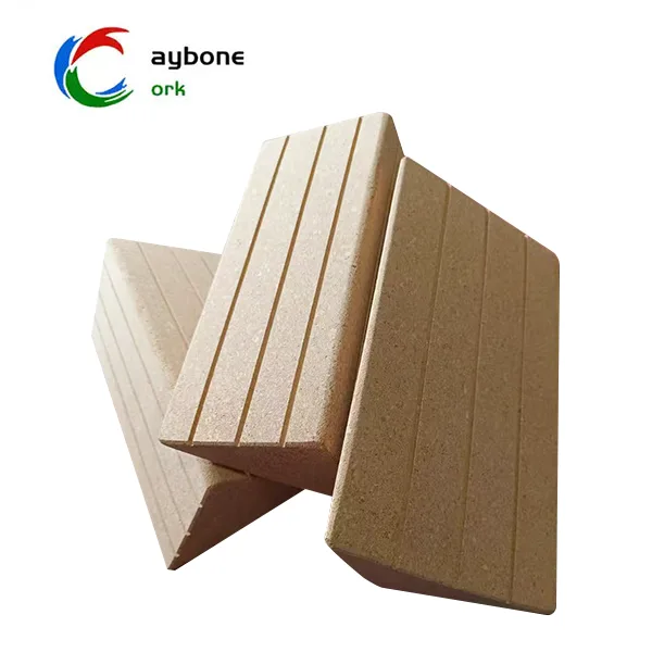 Suure tihedusega korgist kolmnurkne joogaplokk